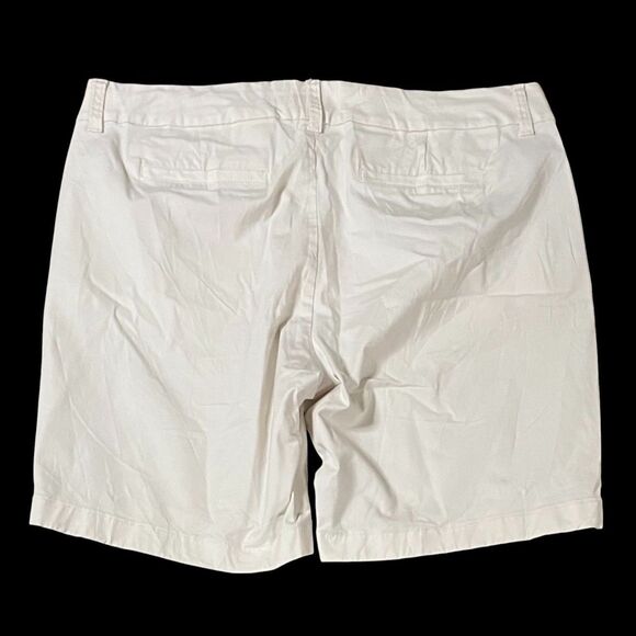 J CREW Women's Frankie Bermuda White Chino Shorts 8.5" Inseam Sz 12 - Picture 3 of 5